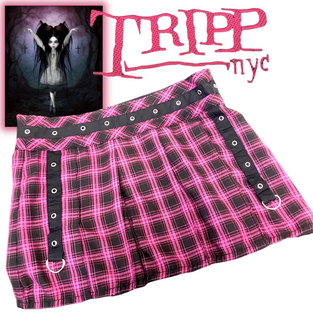 TRIPP NYC Vintage Pleated Plaid Reversible Mini Skirt - Picture 2 of 8